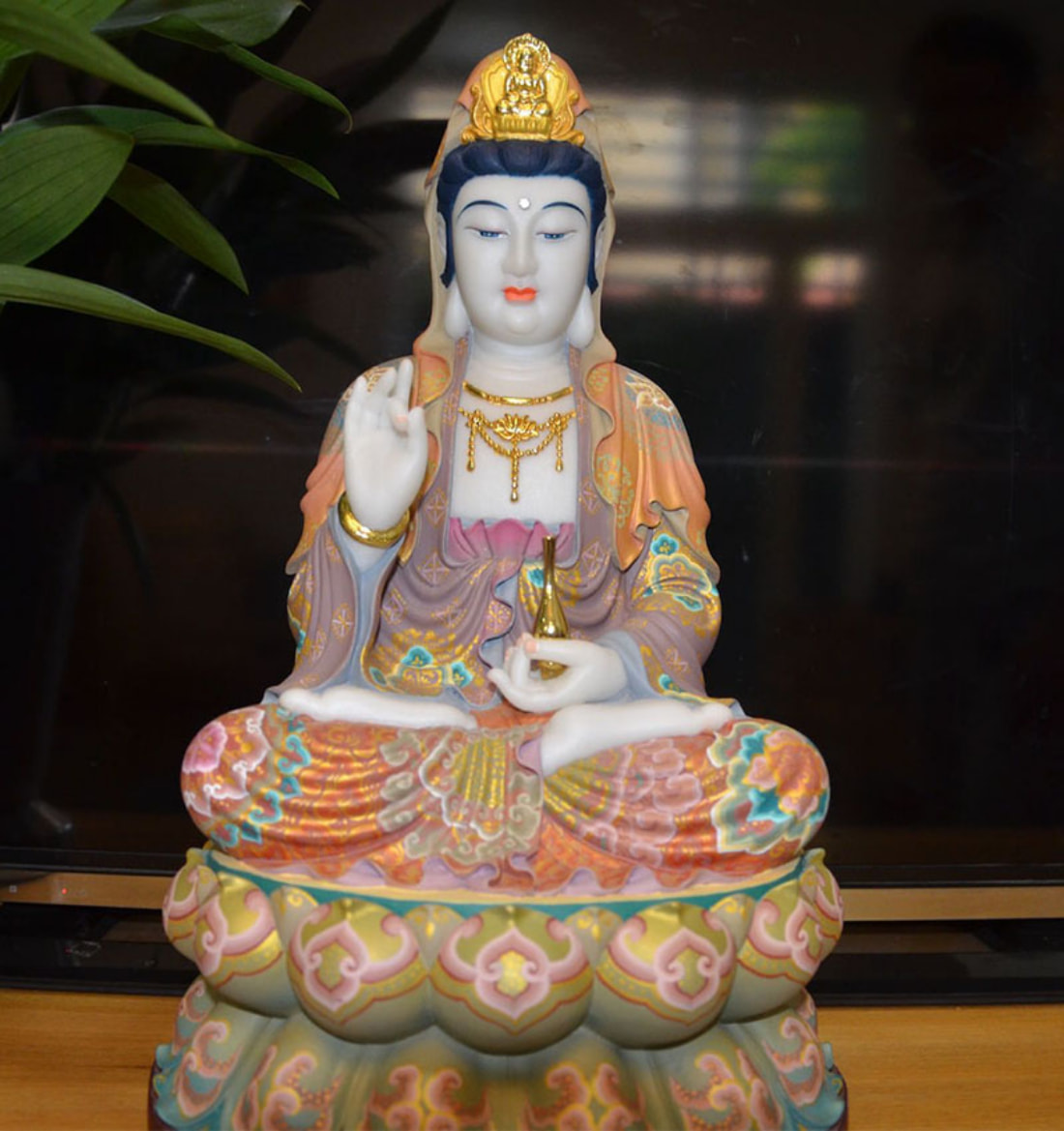 Statue of Avalokiteshvara