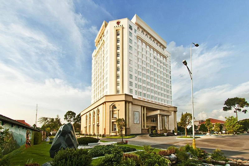 khach-san-gan-san-bay-tan-son-nhat Tan Son Nhat Saigon Hotel