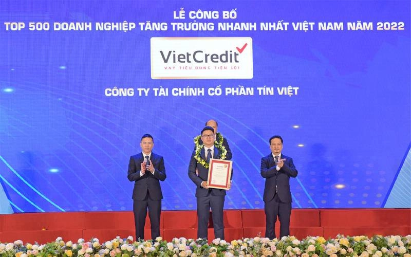 tong-dai-vietcredit-1